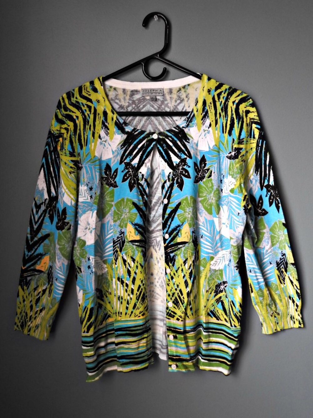 Joseph A. Colorful Buttoned-Down Sweater Cardigan, Women's Size XL